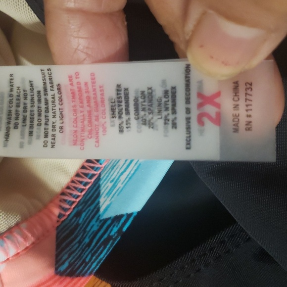 Zeroxposur Black / Orange & Blue Swimsuit Top Only Swimwear Size 2X - Picture 8 of 11